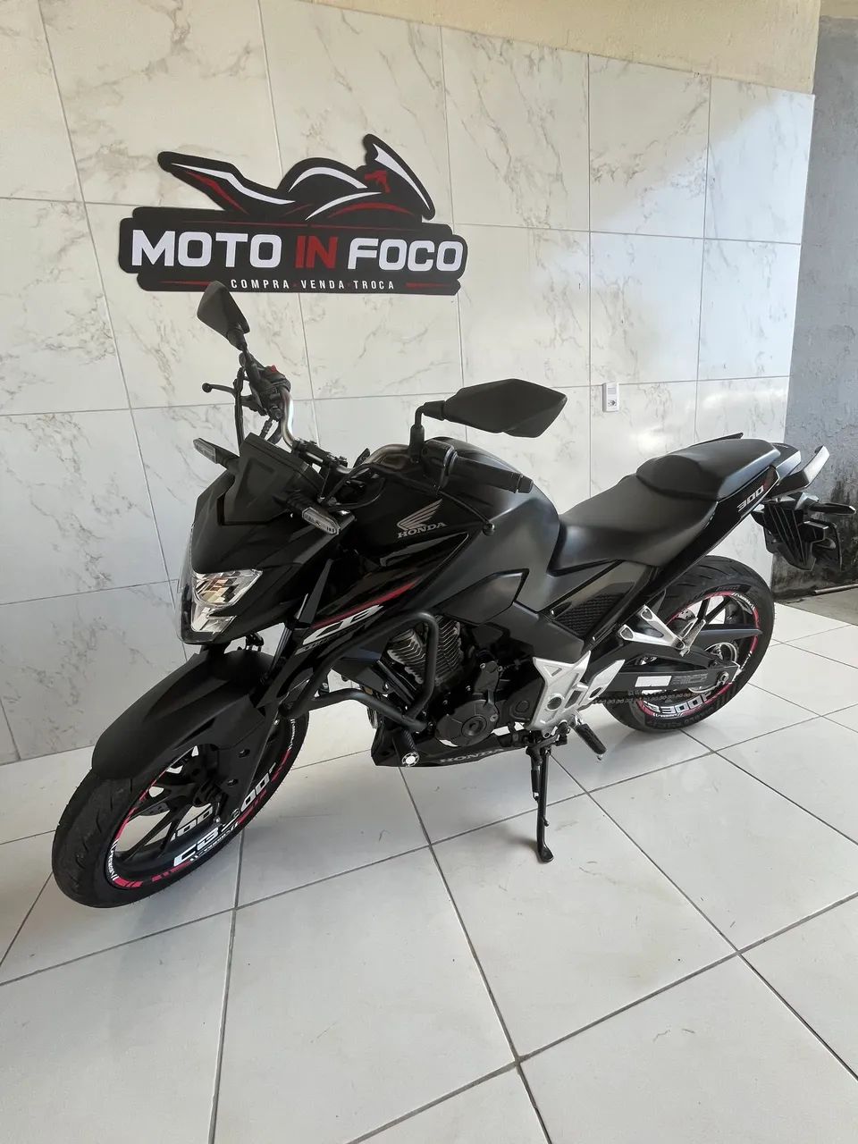 Cb 300 Twister 
