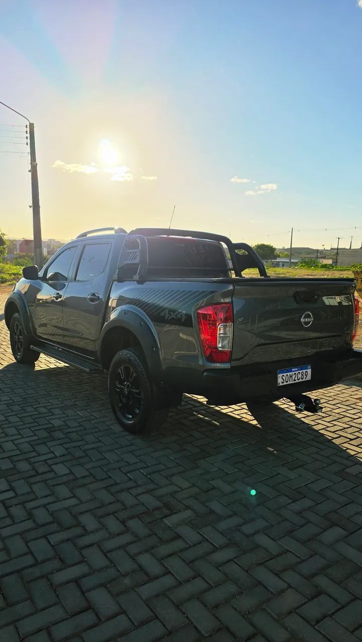 Nissan Frontier Attac.cd 4X4 2.3 Bi-TB Die. AUT 2025 - Foto 2