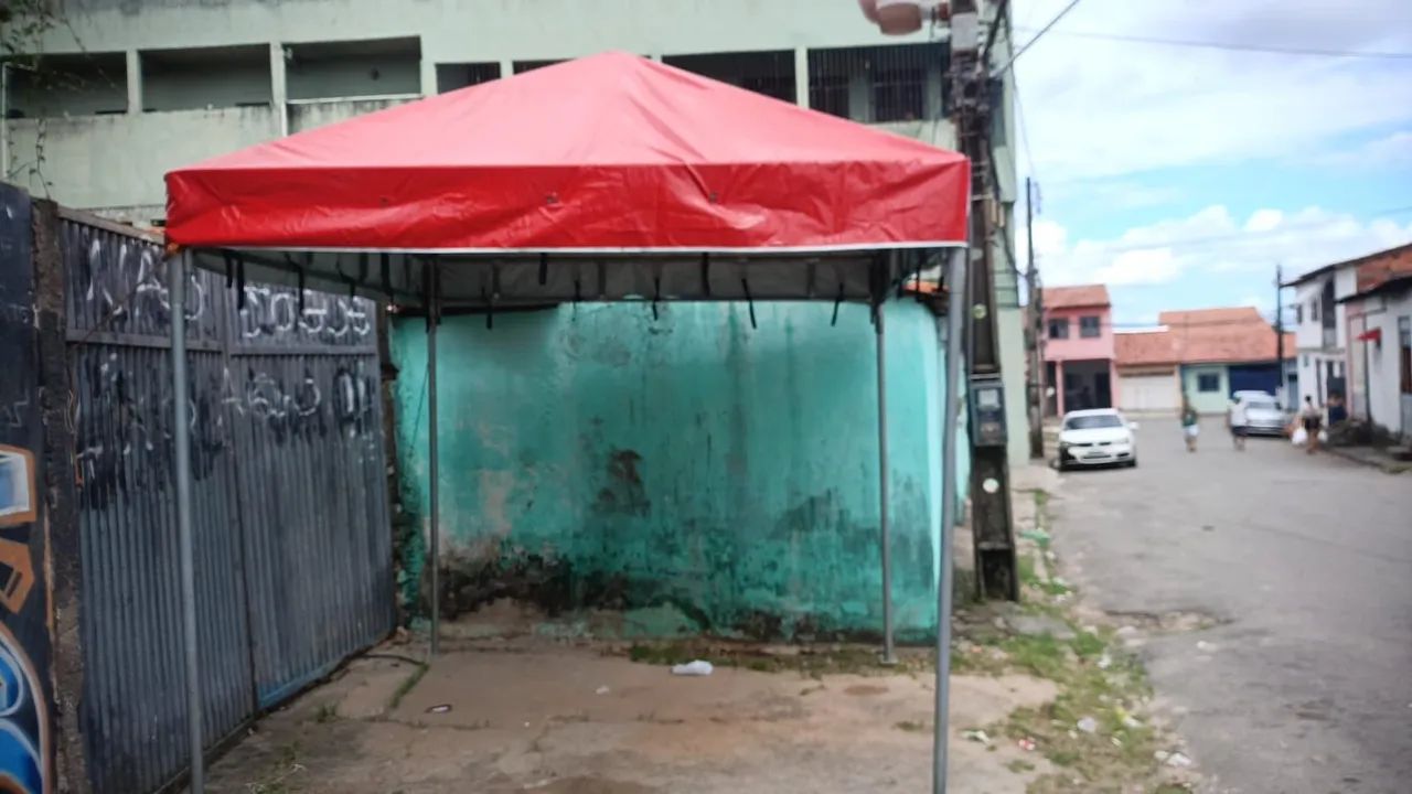 Vendo tenda 3×3 por 2100