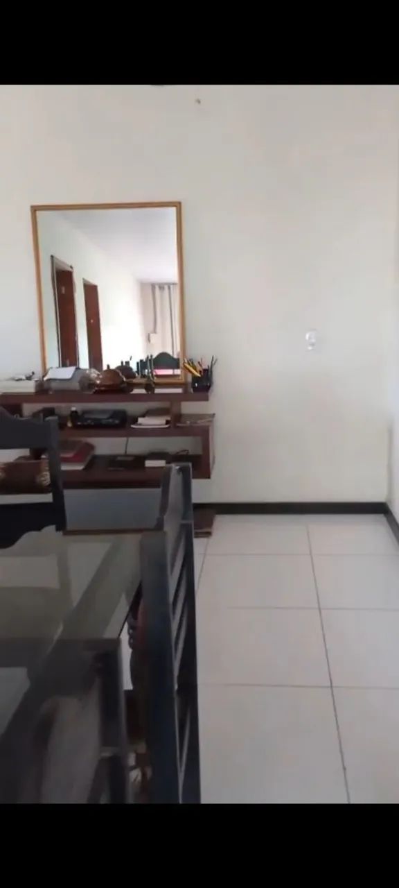 Casa duplex com terraço espaçoso , 5 quartos, 3 banheiros. 