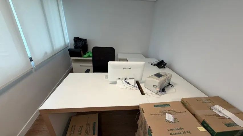 Mesa de escritório em L - Foto 3
