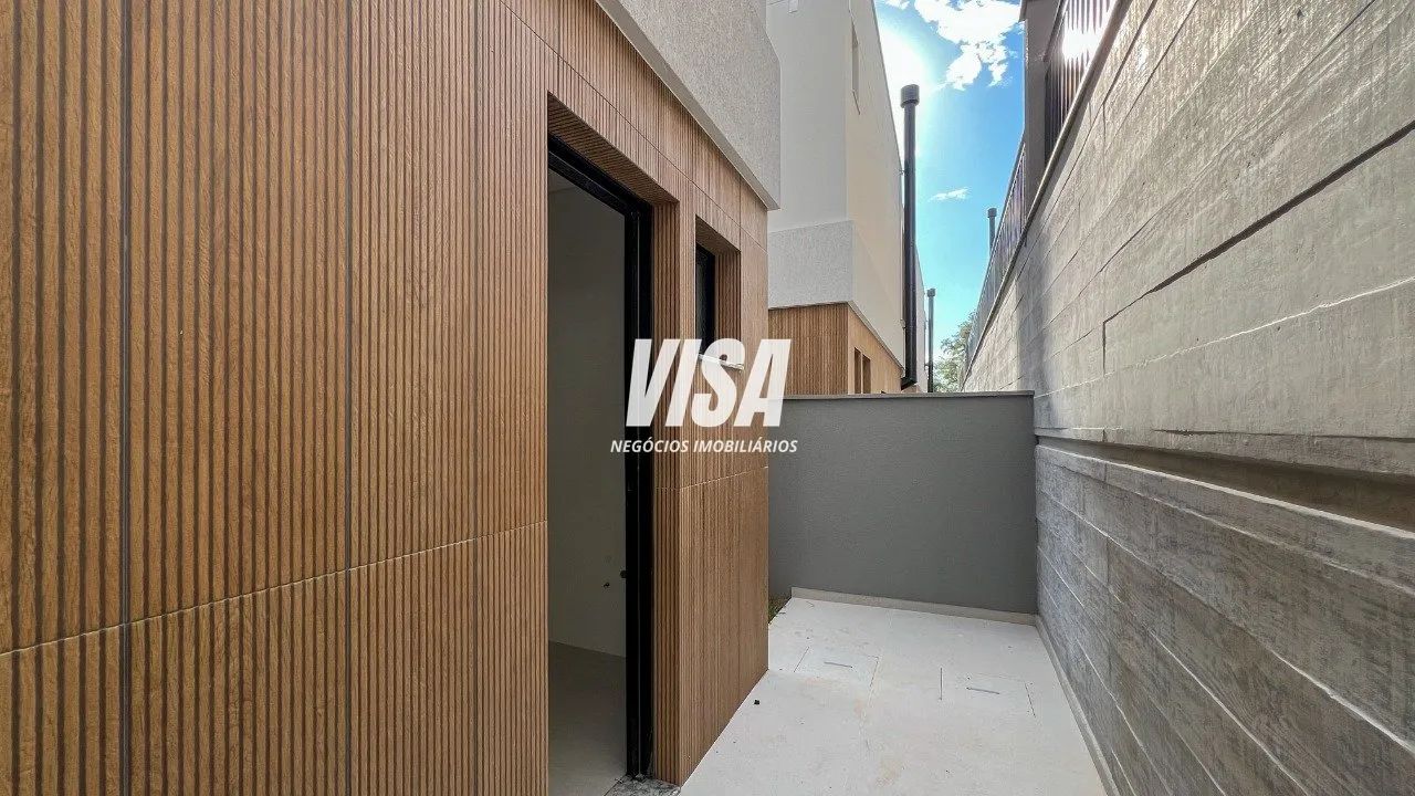 Casa com 3 Suítes, 242 m², em Condomínio Fechado no Cacupé - Florianópolis/SC - Foto 4