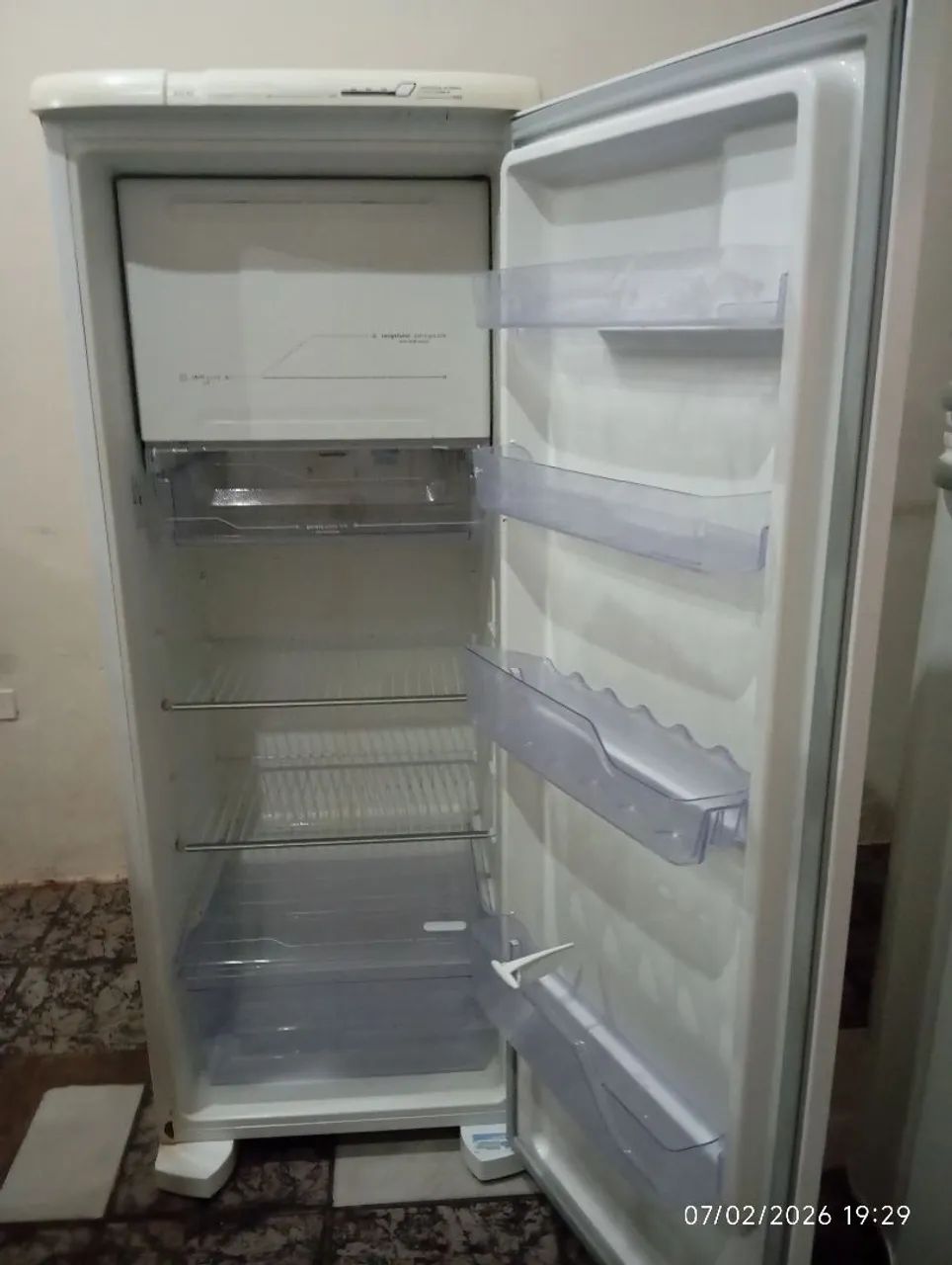 Geladeira Electrolux Frost free  - Foto 4