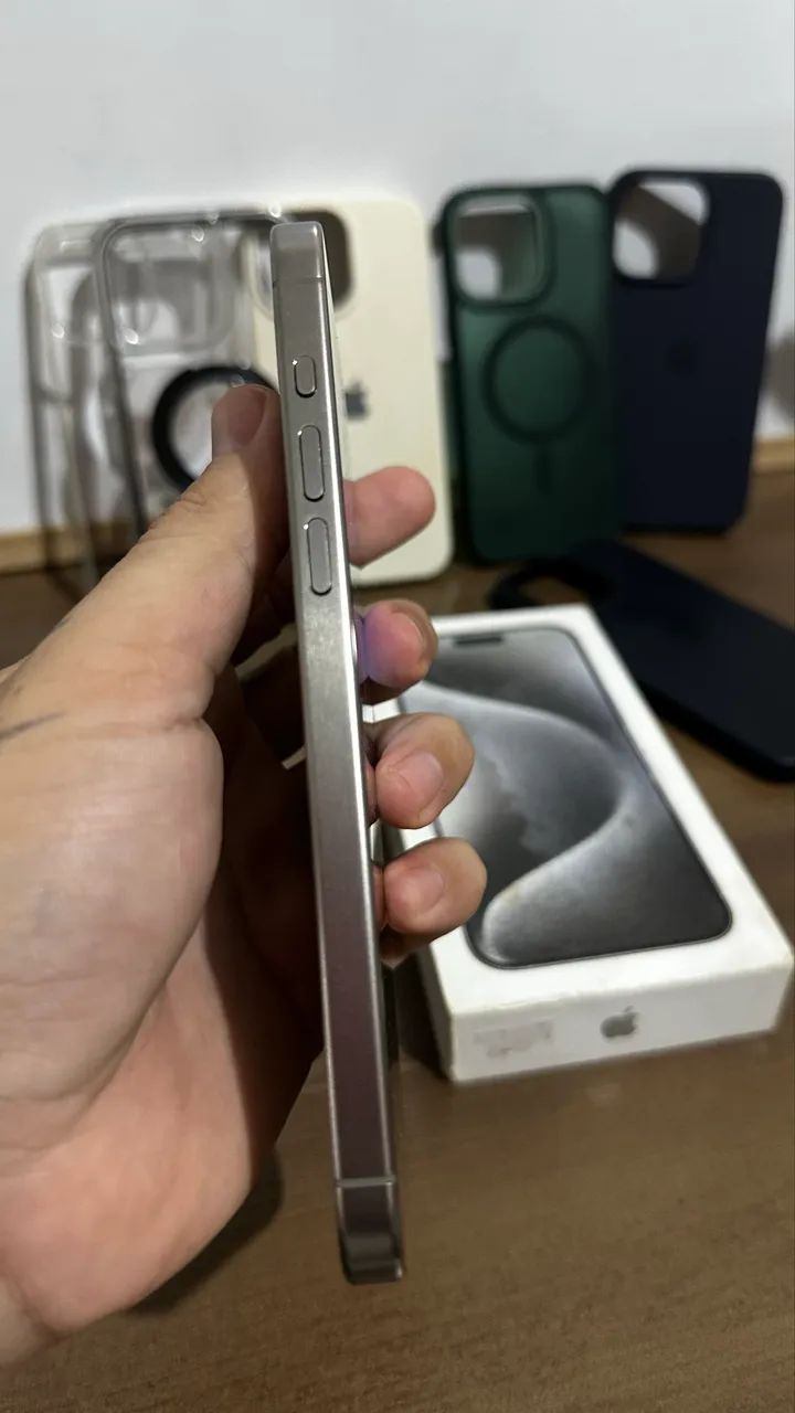 iPhone 15 pro Max - titanium natural - Foto 4