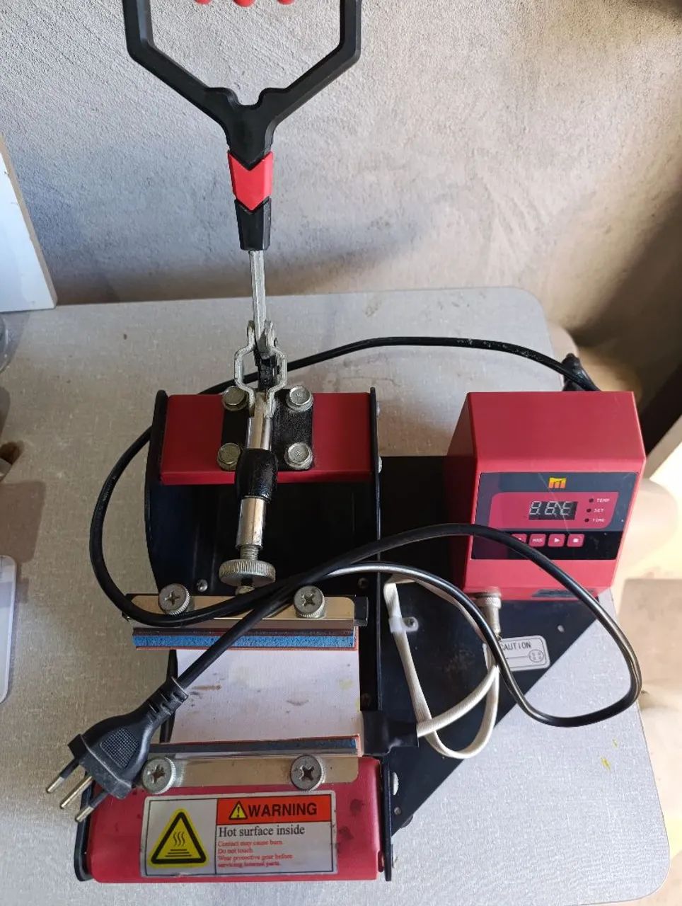 Máquina de estampar canecas - Foto 2
