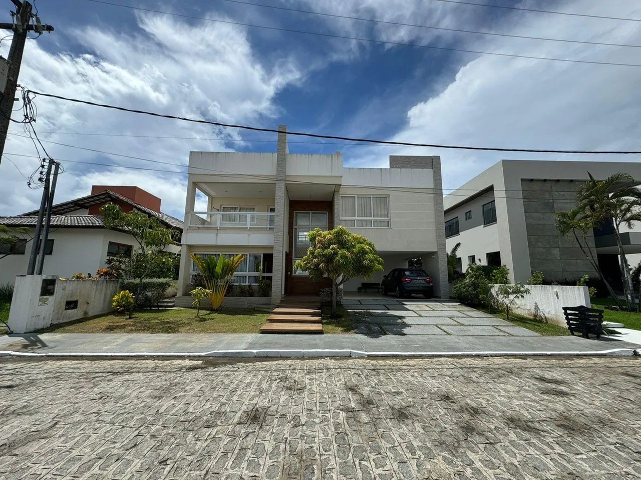 Casa com 354,52m² no Condomínio Maikai Residence. É como Morar num Resort.