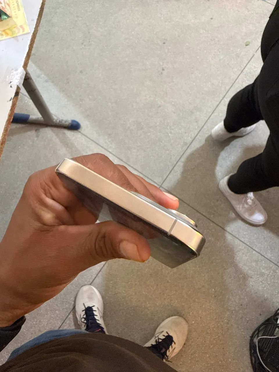 iPhone 16 Pro Max - Foto 2