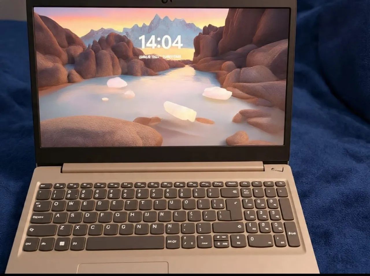 Notebook Lenovo i3 8130u 4gb ram 