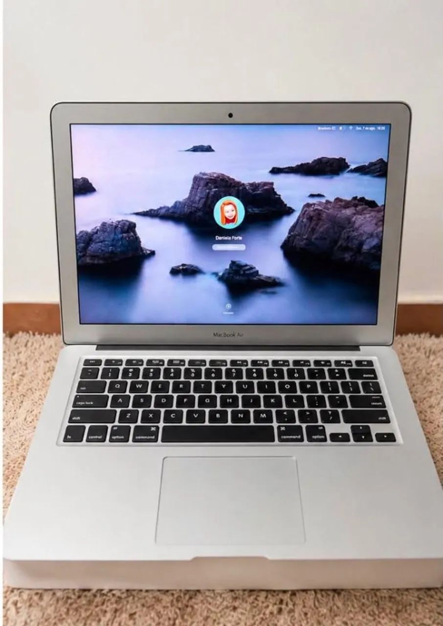 MacBook