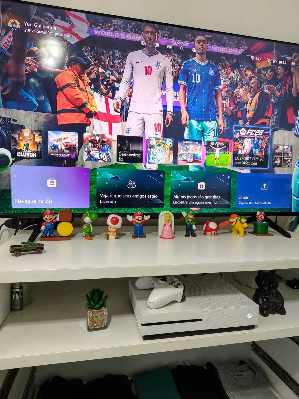 Xbox One S 