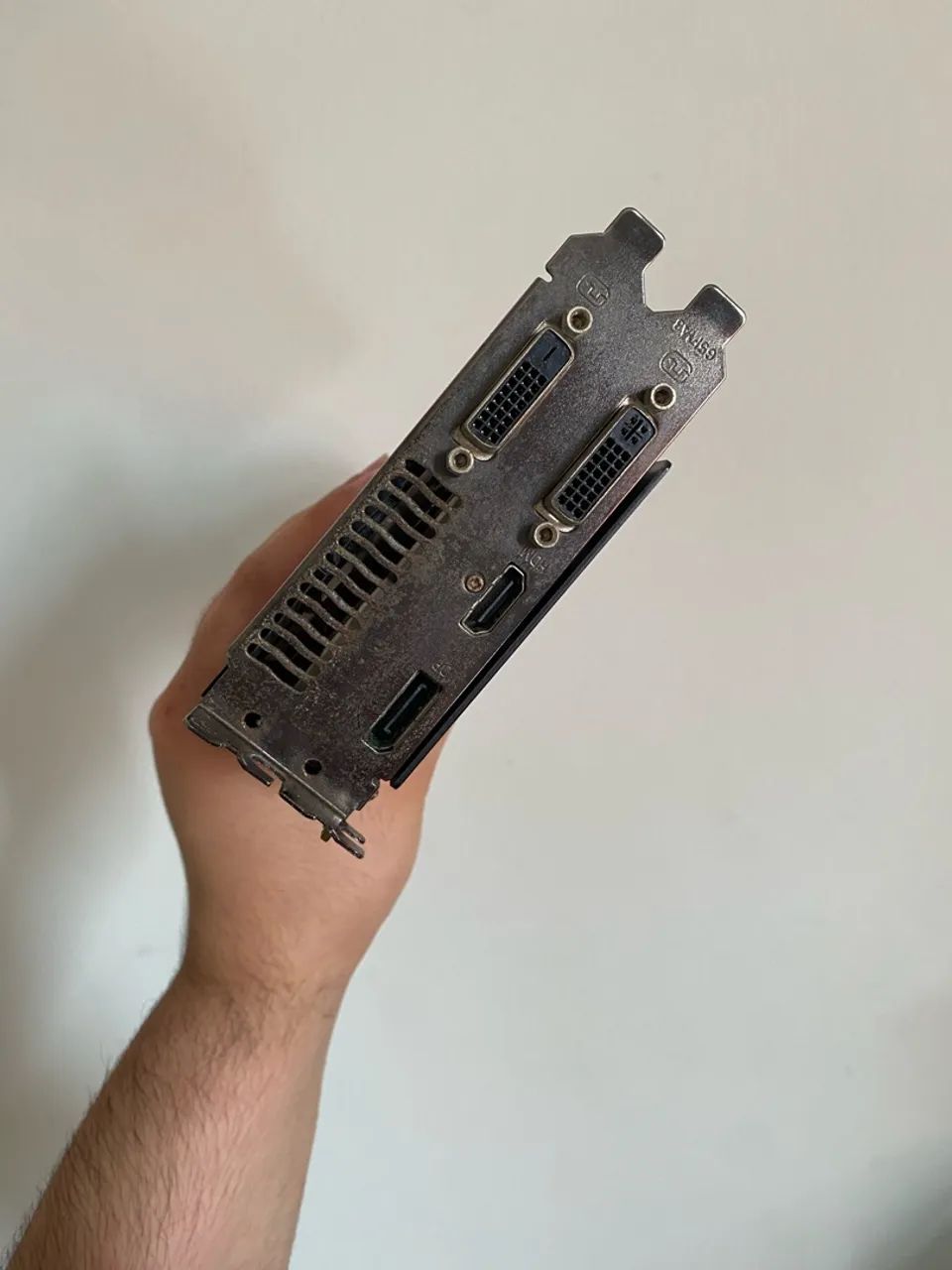 Placa de vídeo Radeon R7 370 4 Gb - Foto 3