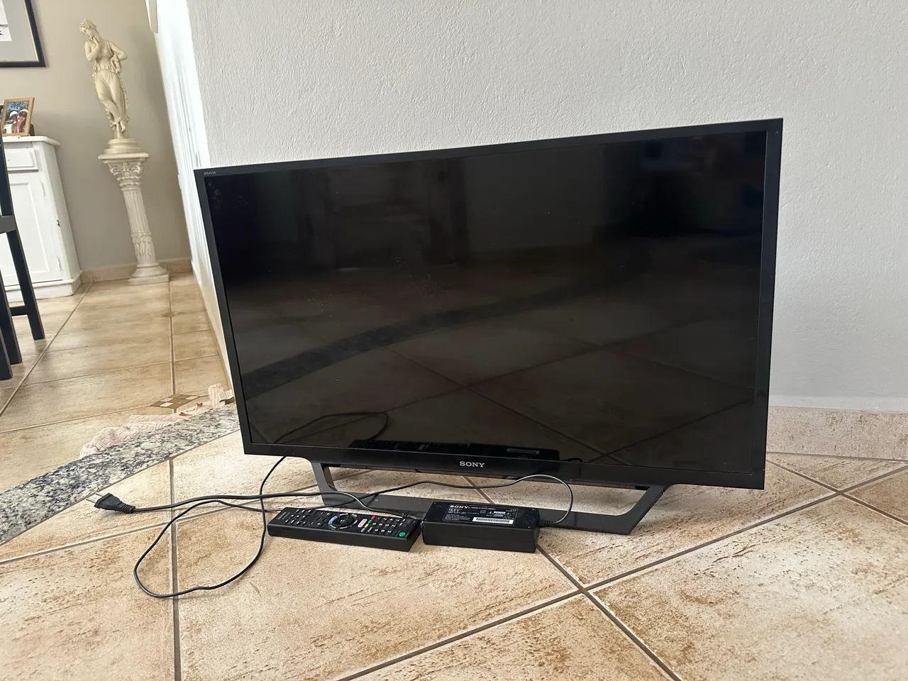 Smart TV Sony KDL-32W655D (usada)