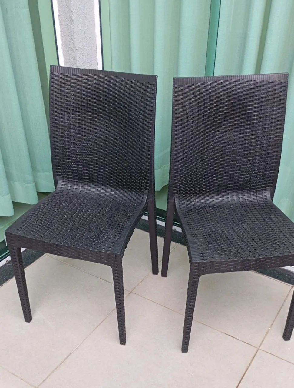 Mesa madeira maciça com 10 cadeiras  - Foto 5