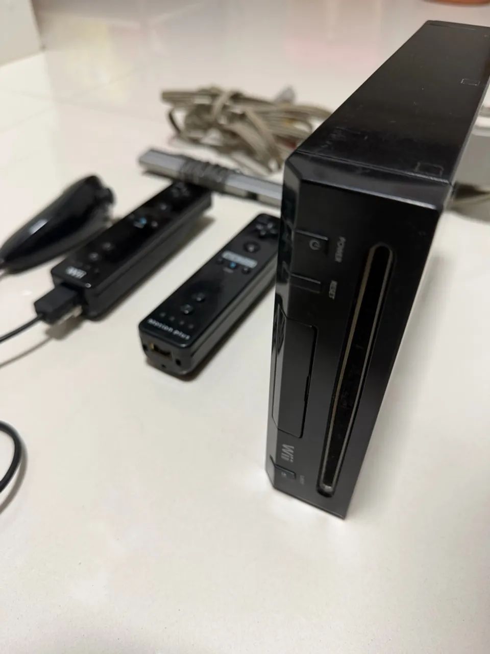 Nintendo Wii preto +2 controle + 1 analógico - Consoles de Vídeo