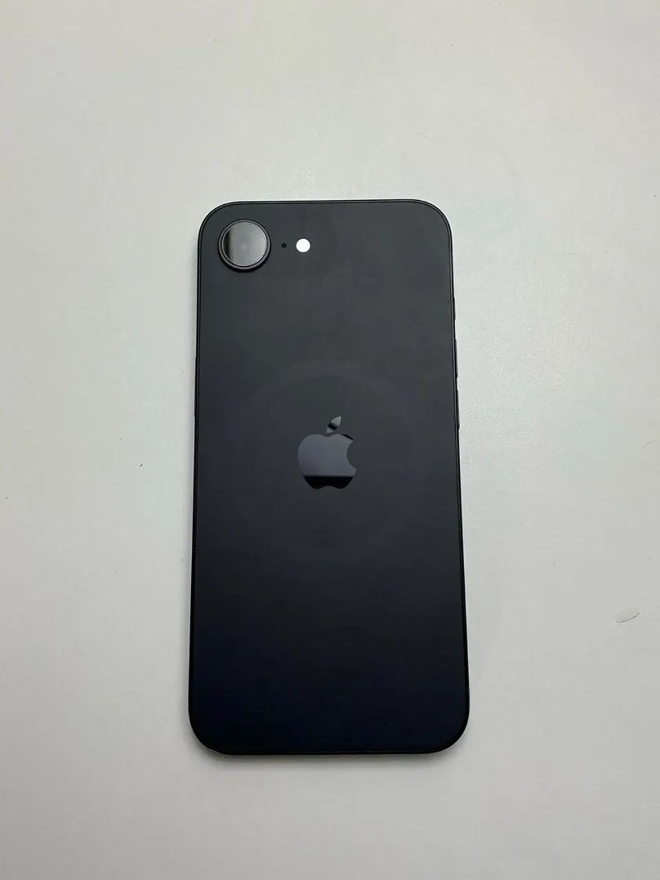 iPhone 16e 128GB Preto - Com Caixa! Modelo Brasileiro - Foto 2