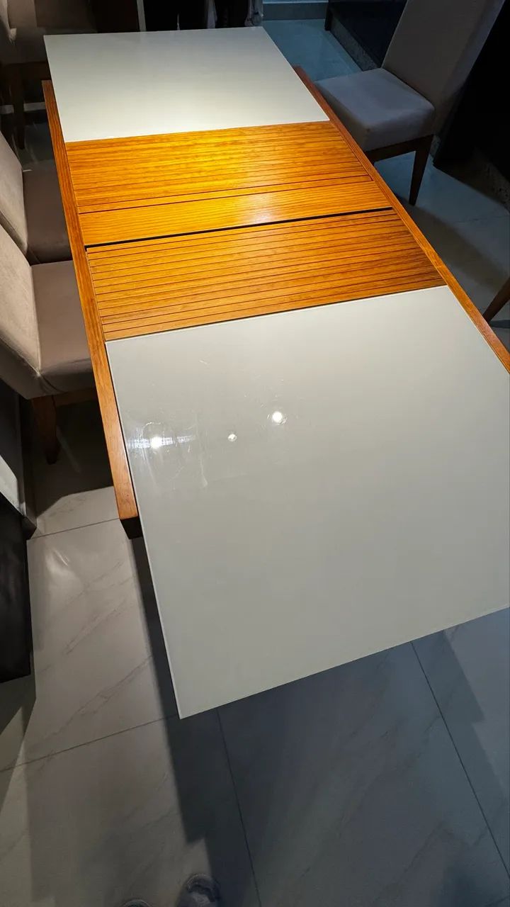 Mesa tampo de vidro 6 e 8 lugares 