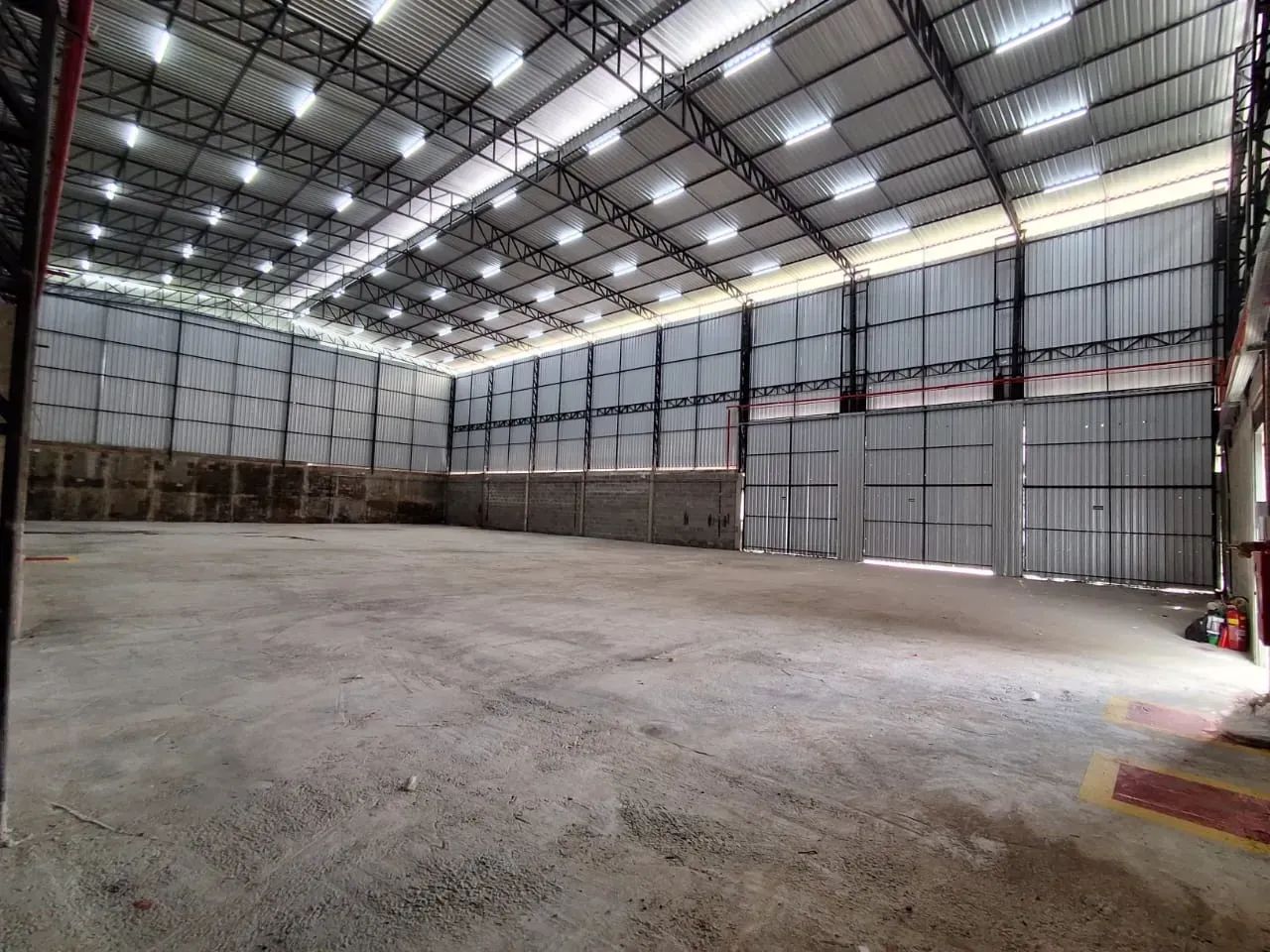 Galpão com 1.560,00m² de área construída Prox Max Teixeira Manaus! - Foto 2