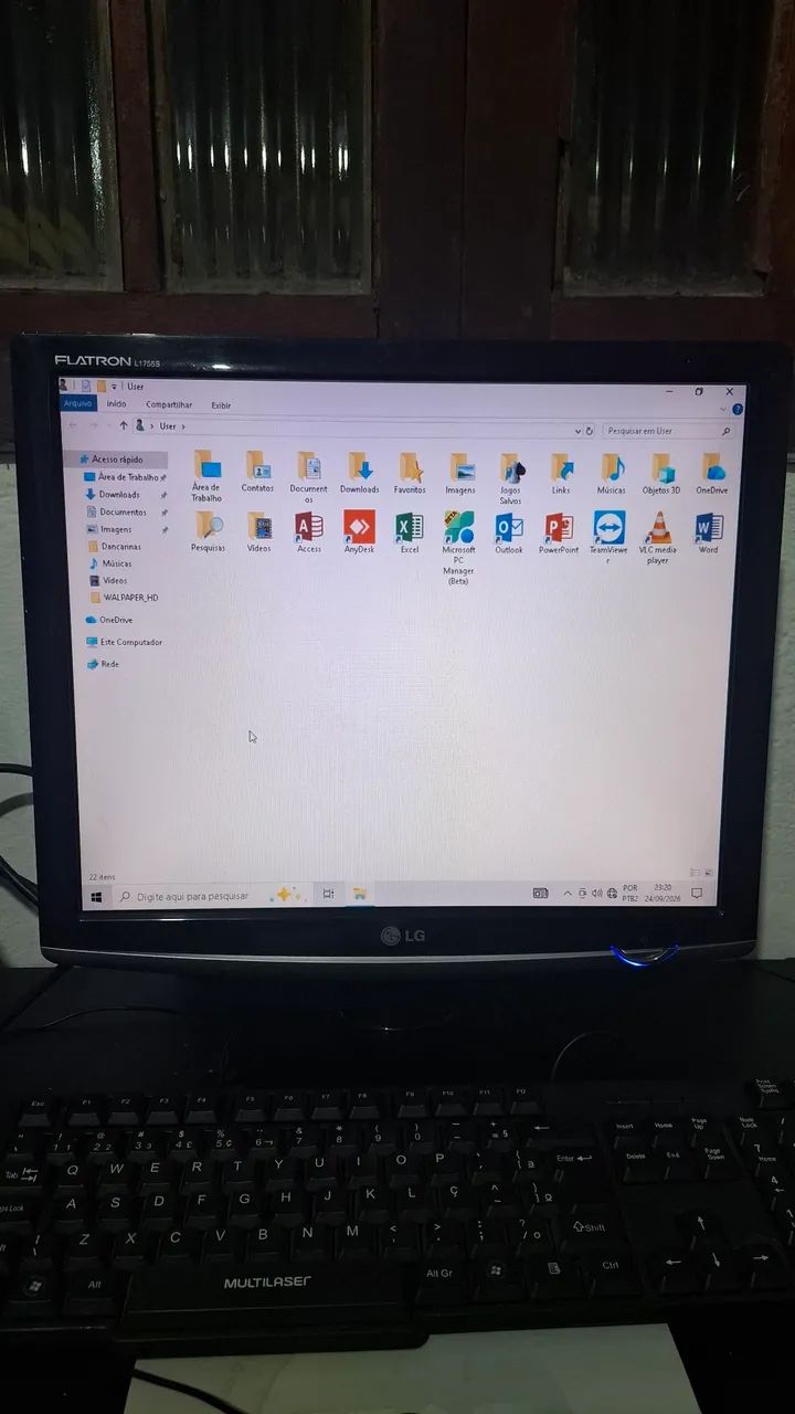 Monitor LG L1755S de 17 polegadas com entrada VGA - Foto 2