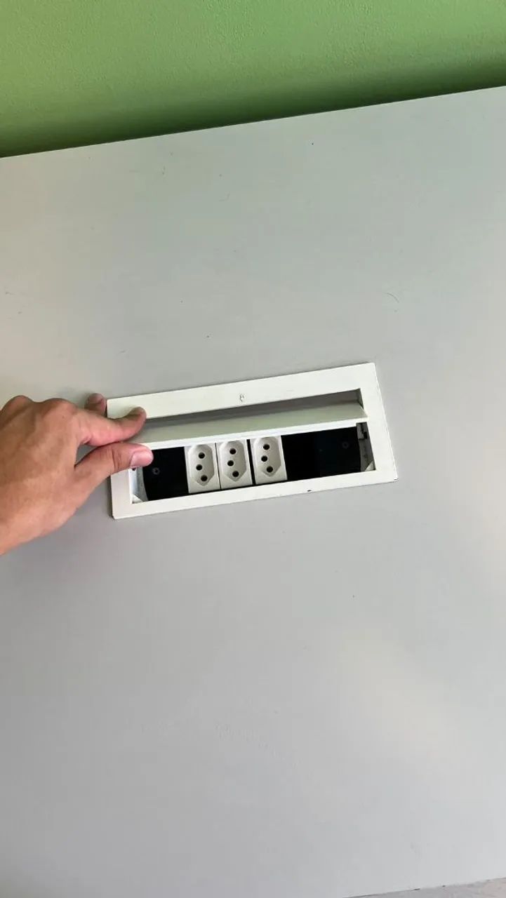 Mesa 2,1m MDF Alta qualidade - Foto 3