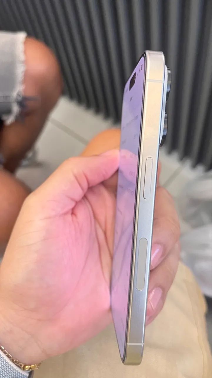 iPhone 15 Pro - 128GB - Foto 5
