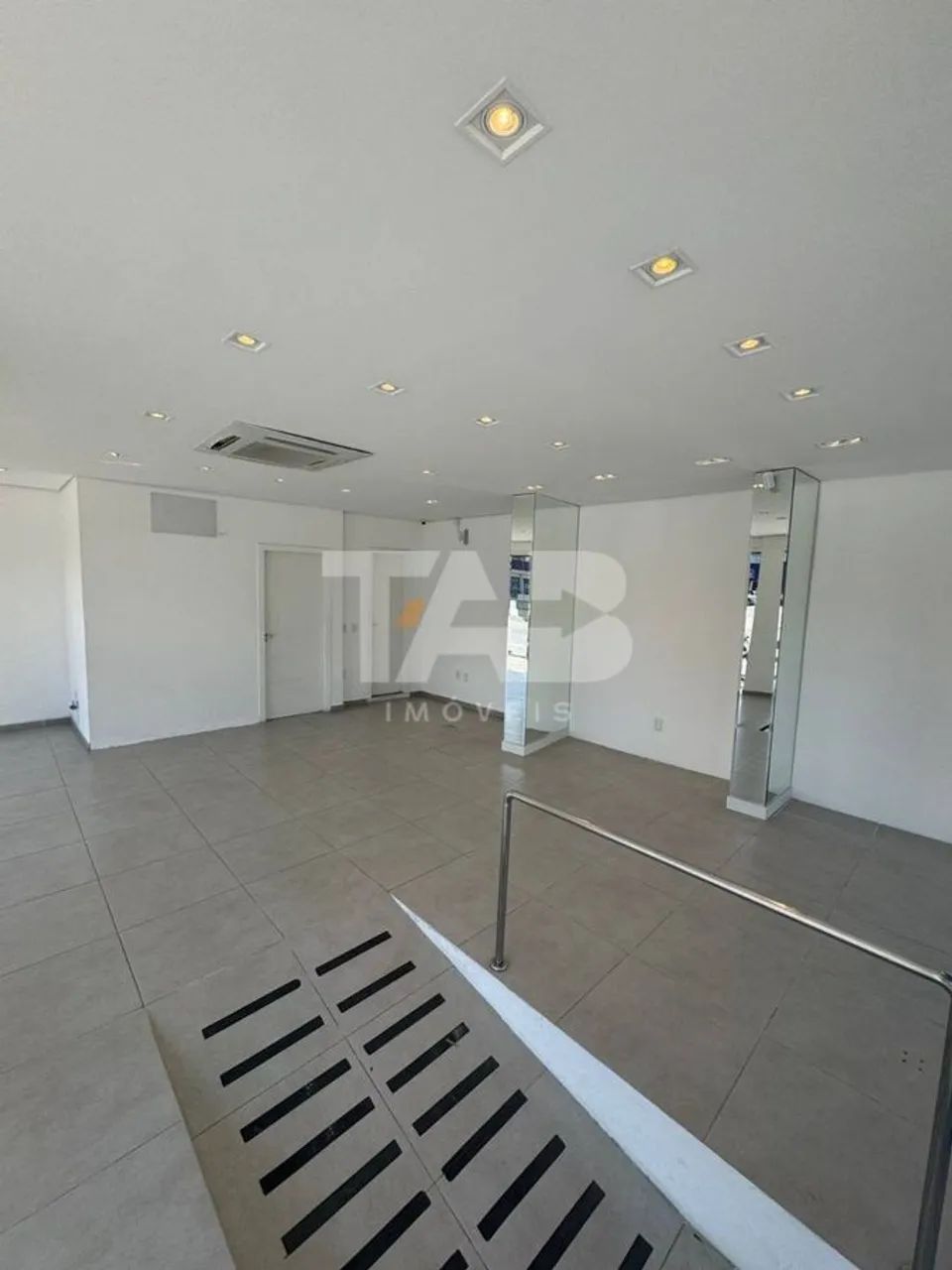 Sala comercial com 50m² de esquina para locação | Centro, Itajaí - Foto 5