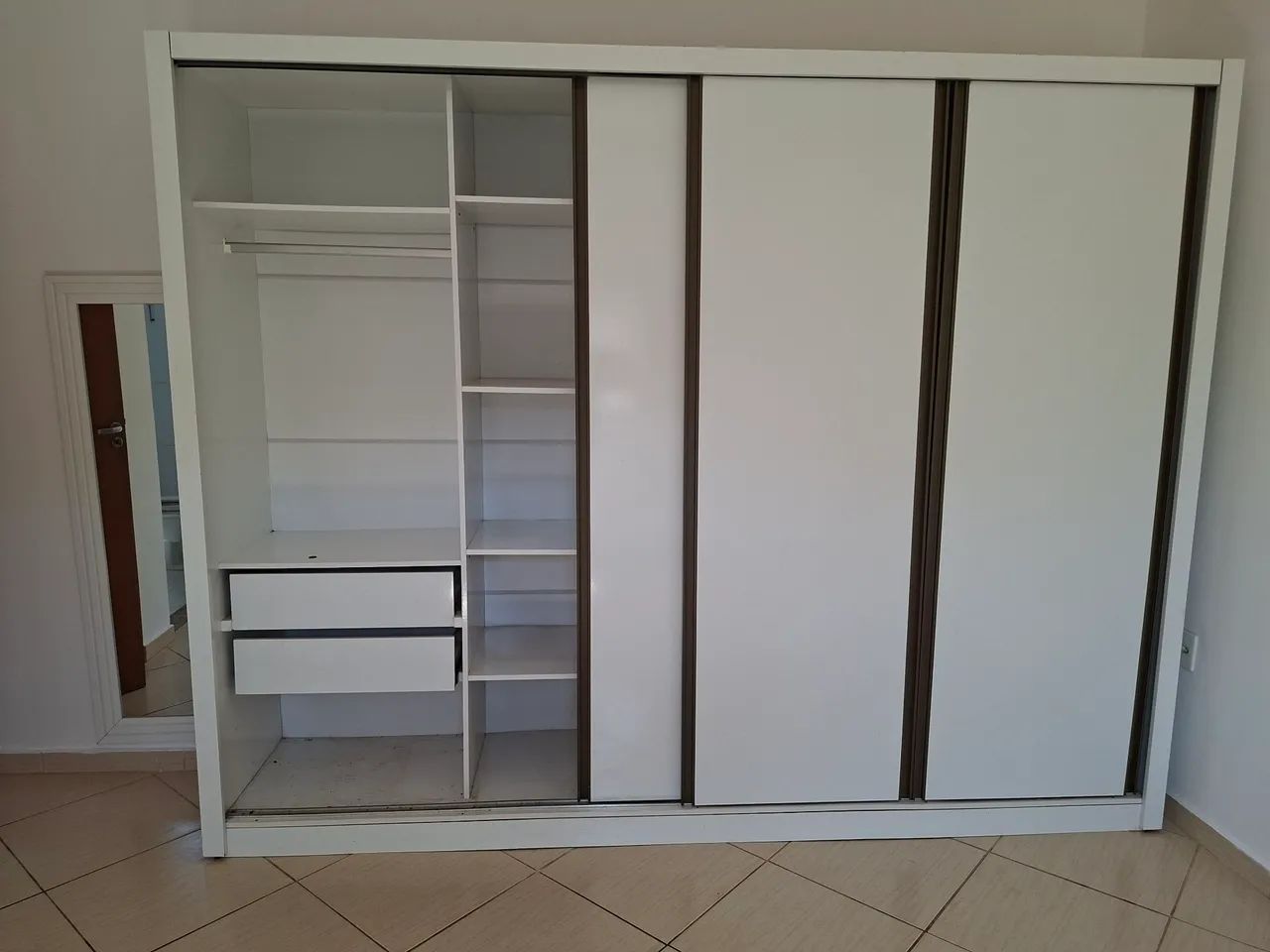 Guarda roupas  - Foto 2
