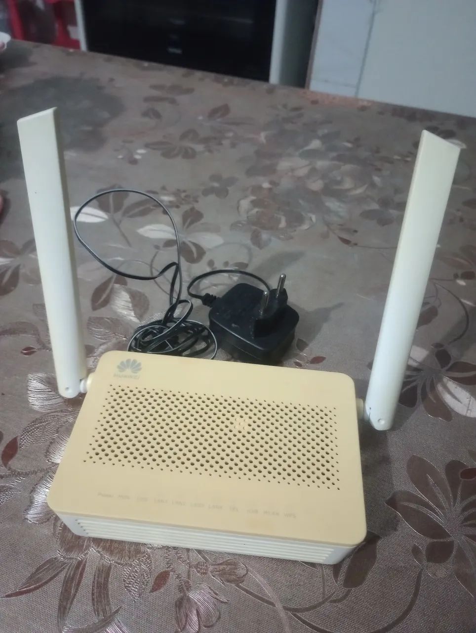 Roteador404871305295964160