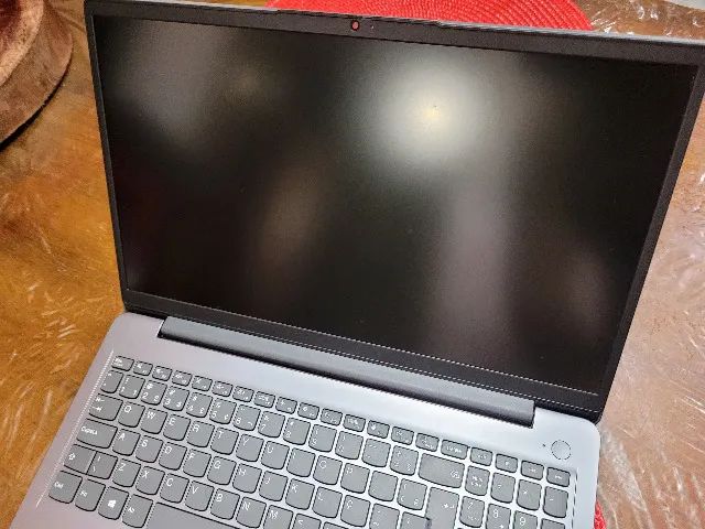 Lenovo IdeaPad 3 - AMD Ryzen 5 5500U - Foto 2