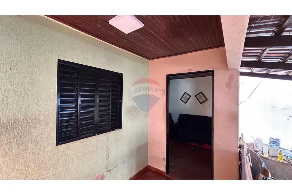 "Invista na Casa dos Sonhos! 2 Quartos e Edícula" - Foto 5