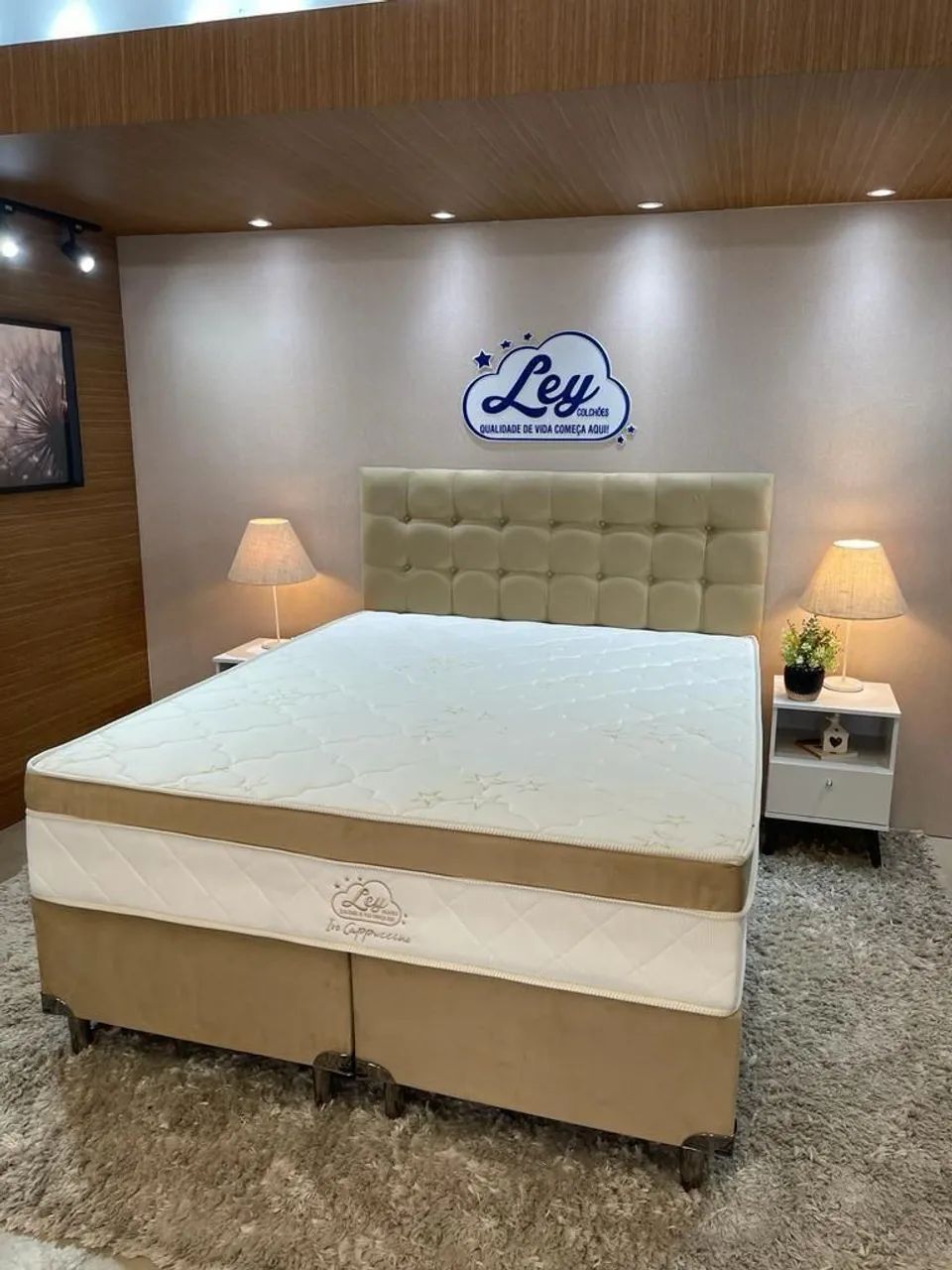 Isofort Luxe Queen Box Bed by Ley Colchões, Base + Pocketed Coil Mattress