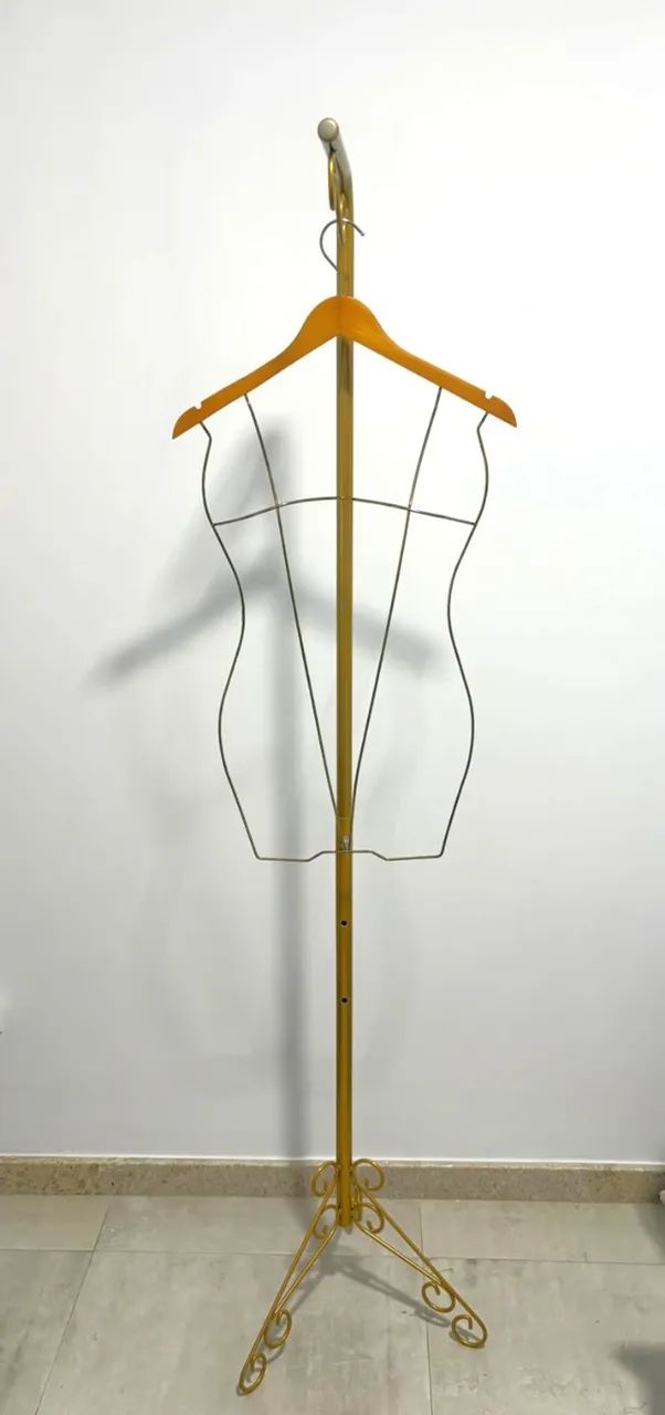 Manequim Cabideiro Feminino