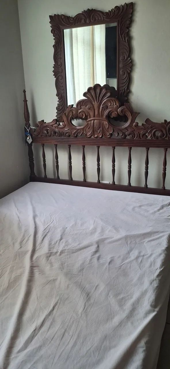 Jogo de quarto de madeira.  - Foto 5