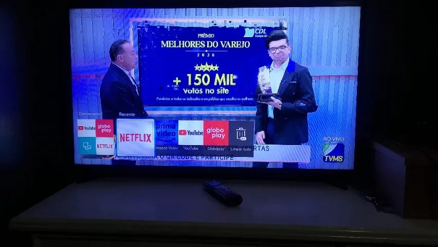Tv Samsung 40 polegadas smart funciona tudo sem detalhes 1000 reais  - Foto 3