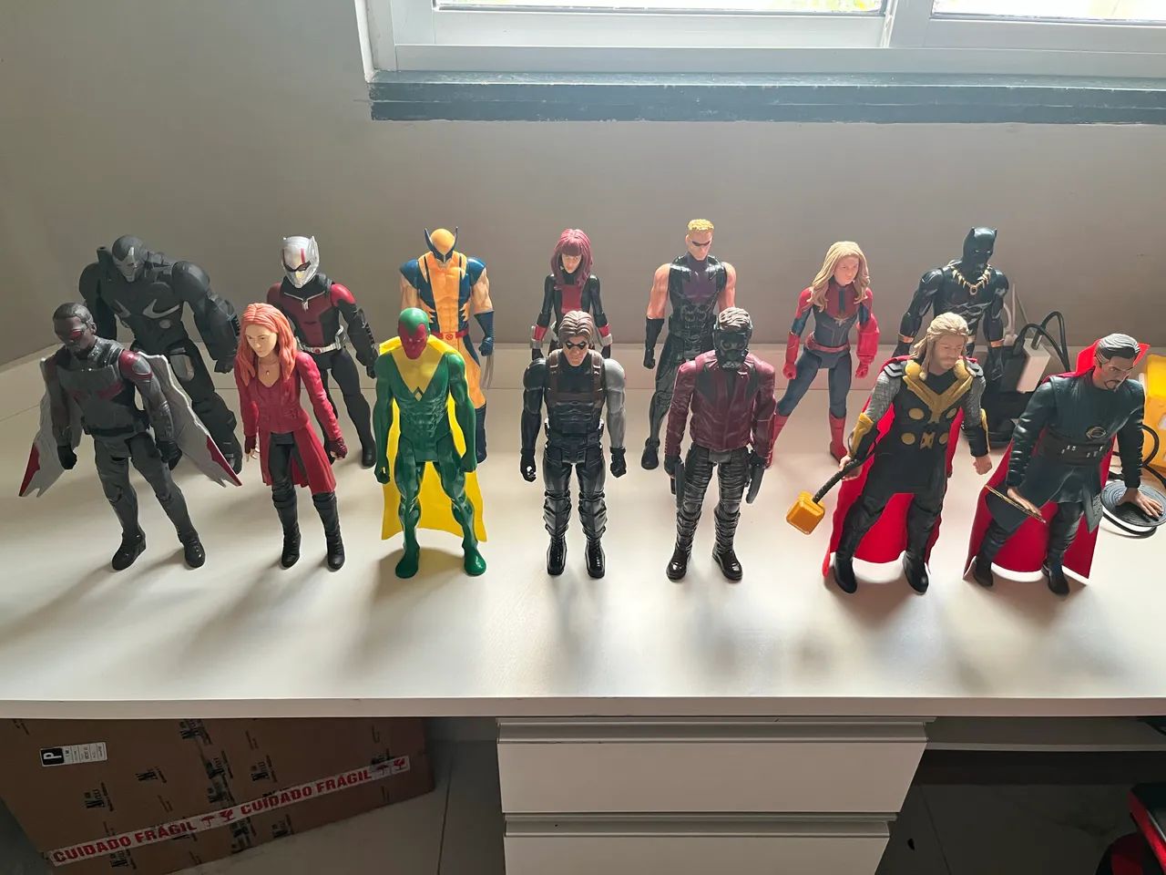 Bonecos vingadores colecionáveis 