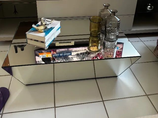 Mesa de centro espelhado 