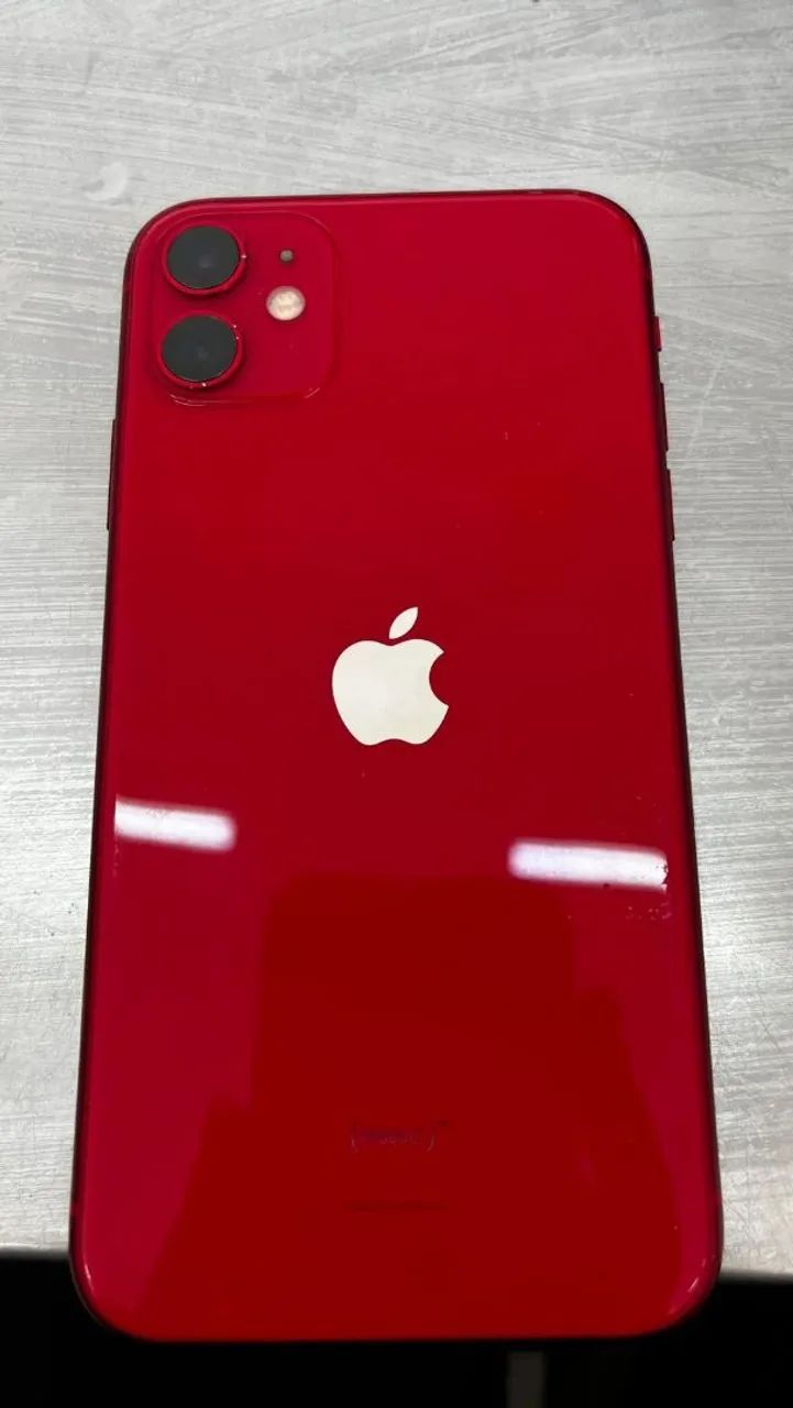 Iphone 11 RED - Celulares e Smartphones - Weissópolis, Pinhais