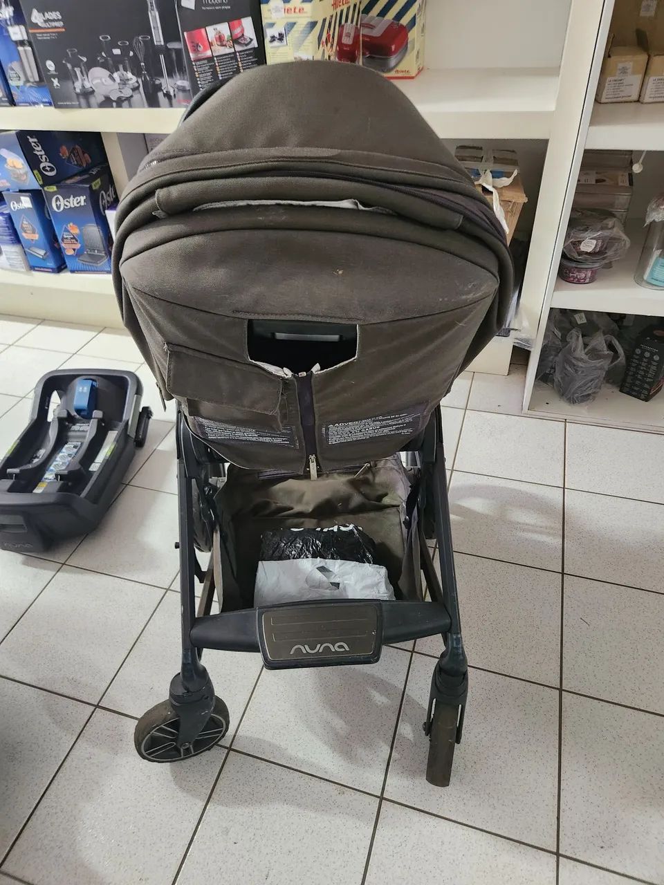 Carrinho mais bebê conforto com base Nuna pipa - Foto 3