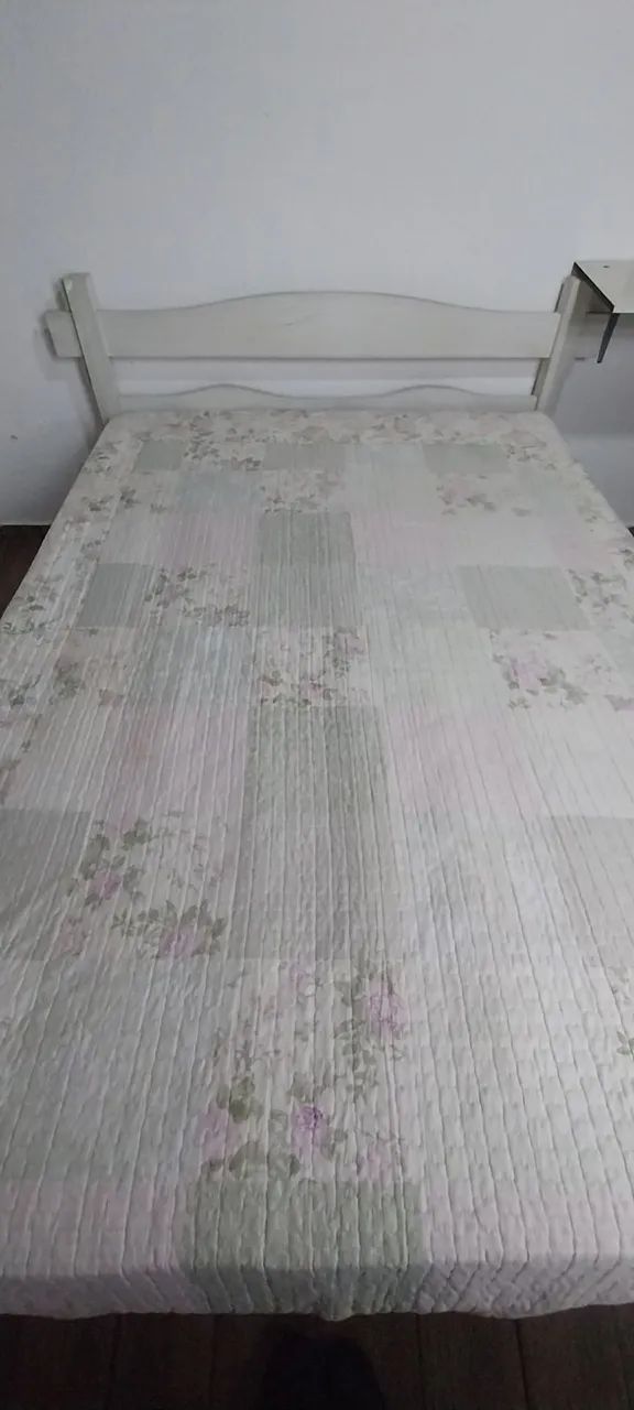 Cama de madeira com colchão  - Foto 4