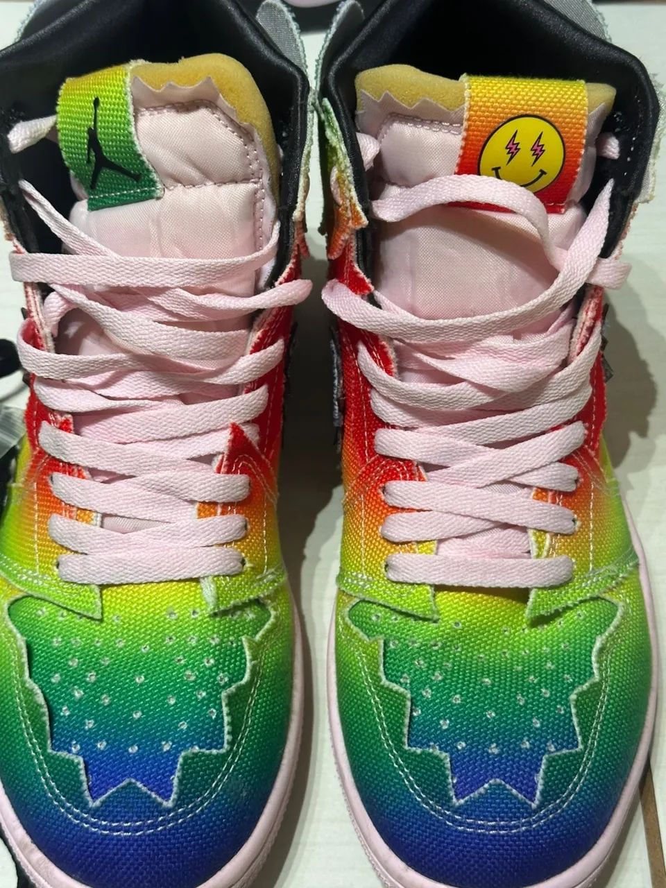 NIKE JORDAN 1 J BALVIN - Foto 4