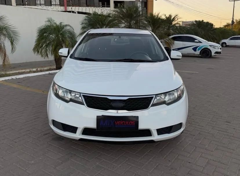 KIA Cerato Cerato 1.6 16V Flex Aut. 2013