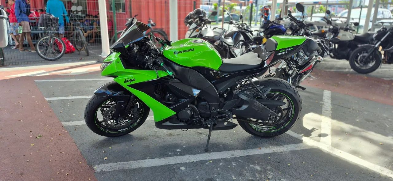 Kawasaki Zx-10/ Zx-10r 1000cc 2009 - 1487927699 | OLX