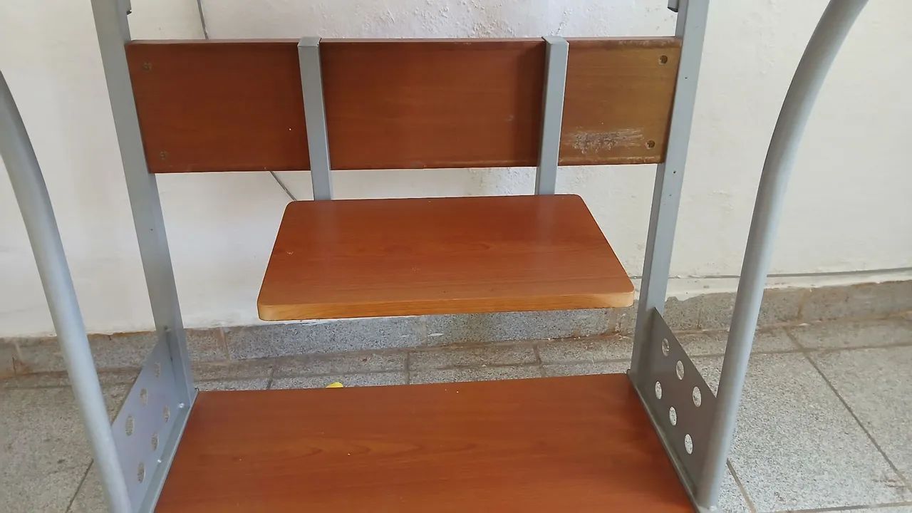 Mesa para computador - Foto 2