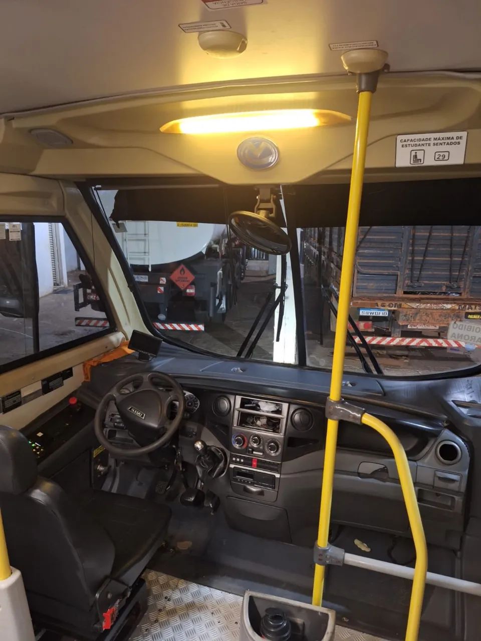 Vende se micro ônibus iveco wayclass 70c17  - Foto 6