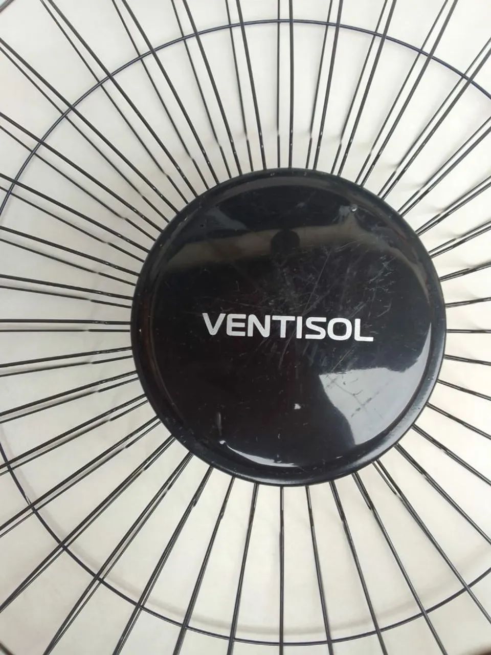 Grade preta para ventilador de parede VentiSol - Bauru-SP SP