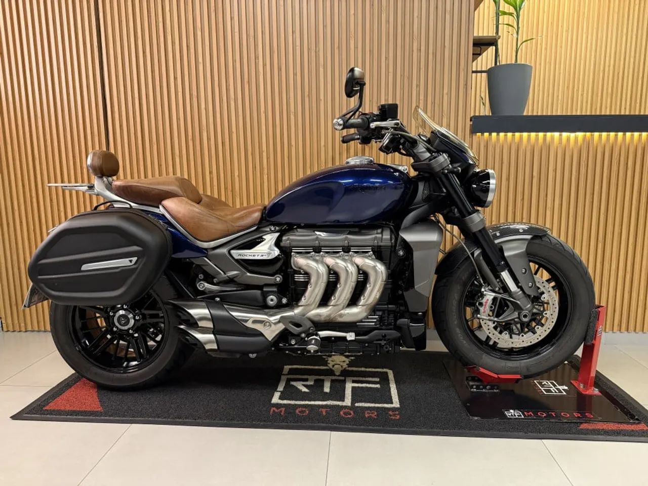 Triumph Rocket III R 2500cc 2022 - Foto 5
