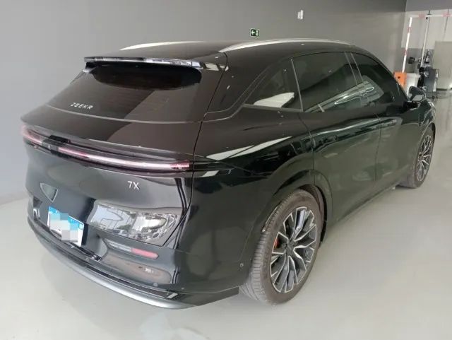 Zeekr 7X Flagship AWD, foto 12 de 12