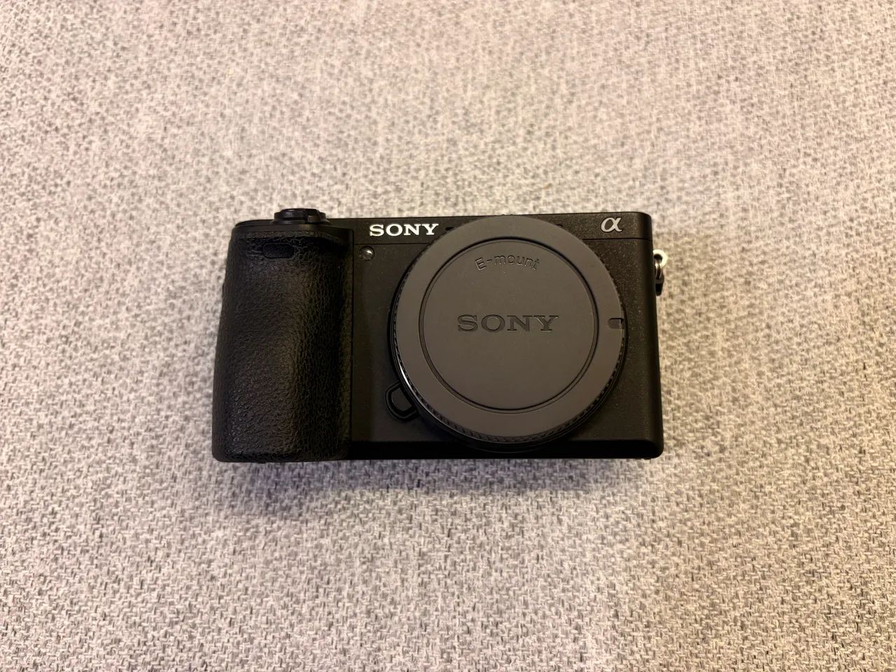 Câmera Sony a6500 com lente Zeiss 32 f1.8 - Foto 4