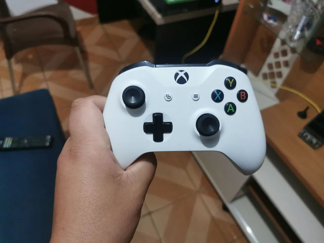 Controle Xbox One novinho 