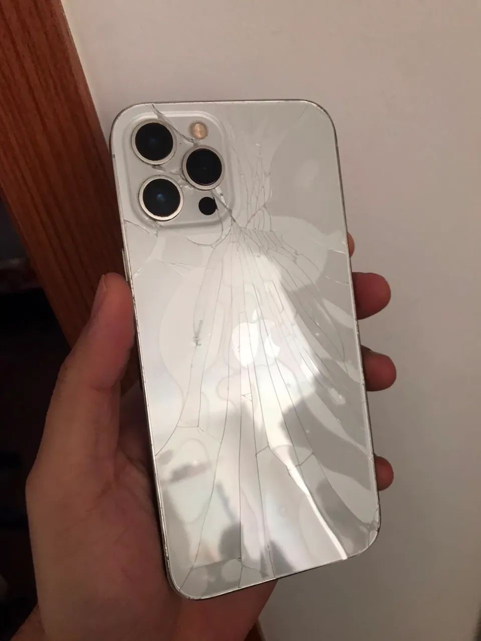 iPhone 12 Pro Max 128GB Prata  - Foto 2