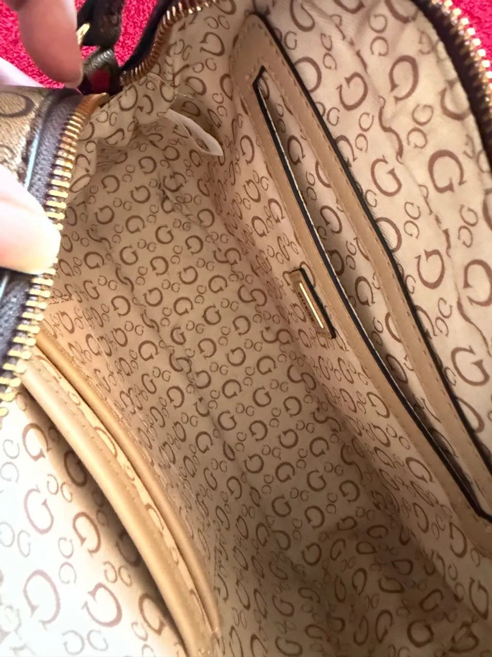 Bolsa Guess Cereja Original USA - Foto 3